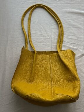 Portland Leather Goods in Naples Devan Leather Tote Bag